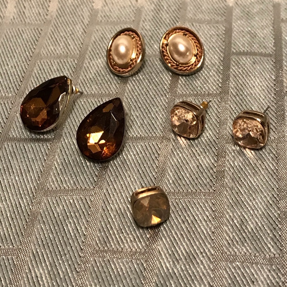 Lot of 3 Pairs of Fashion Earrings plus 1 single